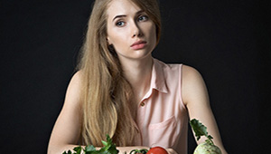بچه خرس قطبی، پوشش خرس قطبی چیست، چرا خرس قطبی سفید است علوم هفتم، چرا خرس قطبی سفید است گاما، چرا رنگ خرس قهوه ای است؟، دانستنی های خرس قطبی، قد خرس قطبی، وزن خرس قطبی، 